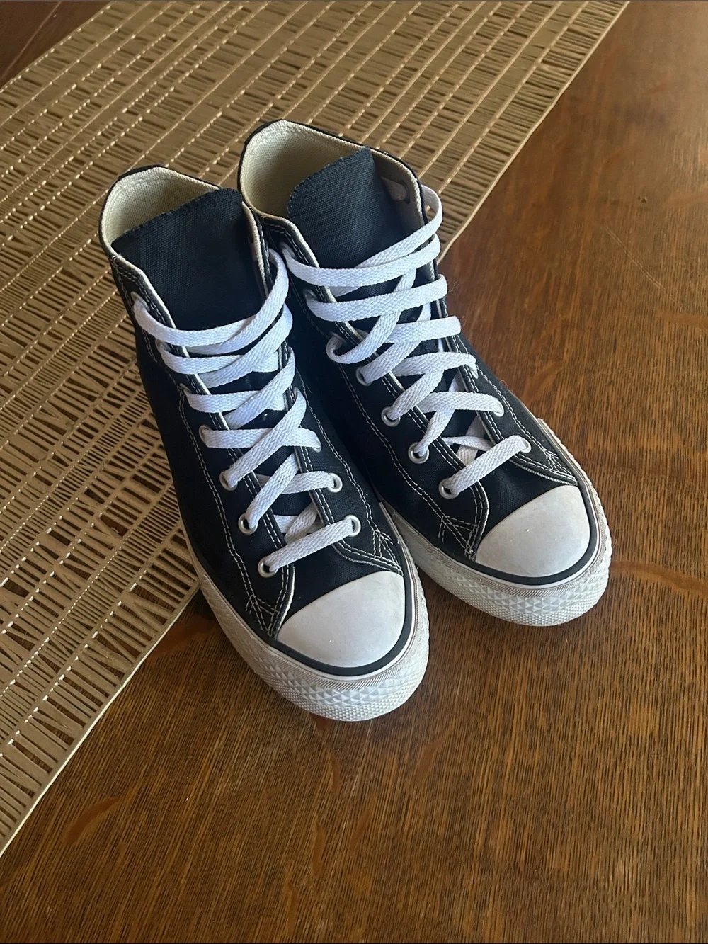 Converse Black and White High-Top Sneakers Thick Sole Kid Size 4